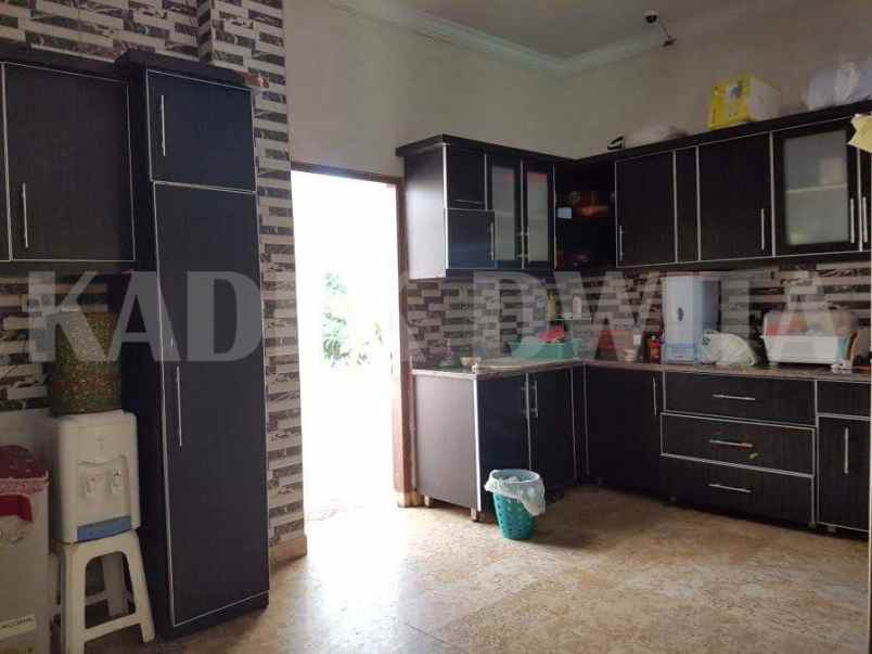 dijual villa 3 lantai pantai ketewel dekat sanur