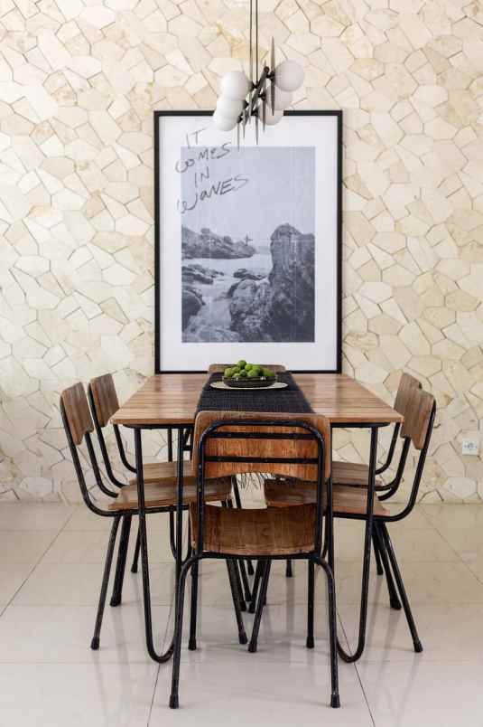 dijual villa desa lalanglingah kec