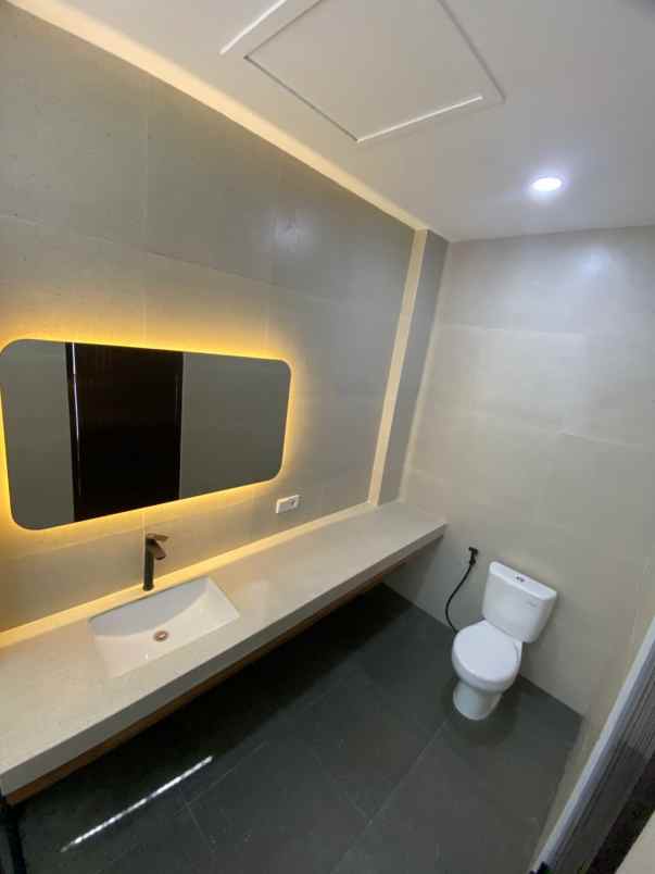 dijual villa padonan canggu