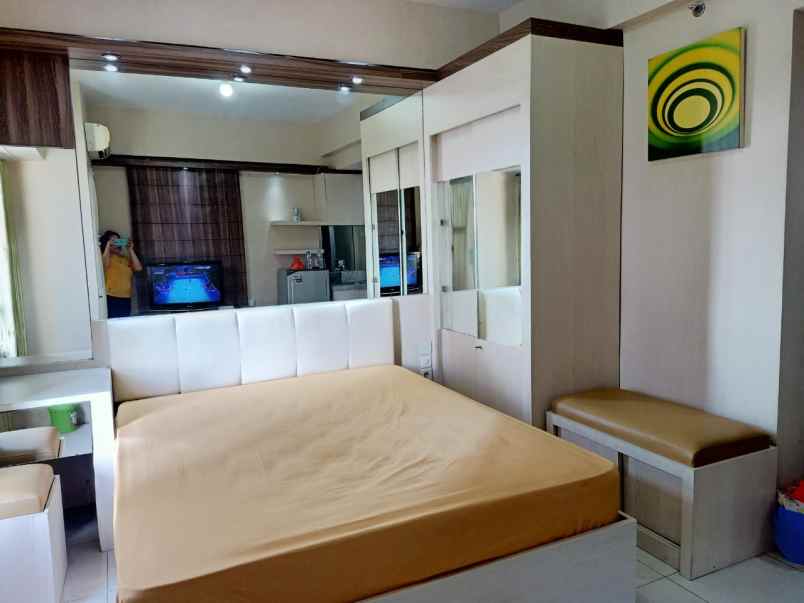 disewakan apartemen metropolis