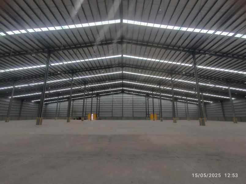 disewakan gudang industri delta silicon lippo cikarang