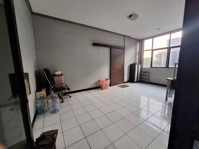 disewakan ruko gudang kantor duta harapan indah