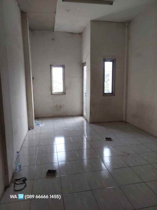 disewakan ruko gudang kantor jalan raya kosambi