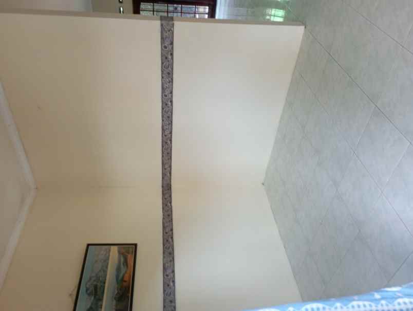 disewakan rumah jl kelapa rt 10 rw 06 no