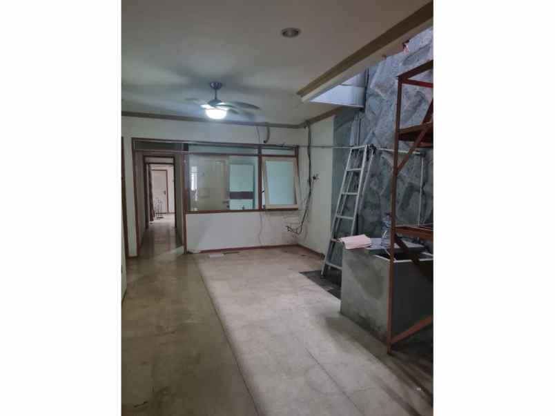 disewakan rumah jl rawajaya 1 no 41 kel