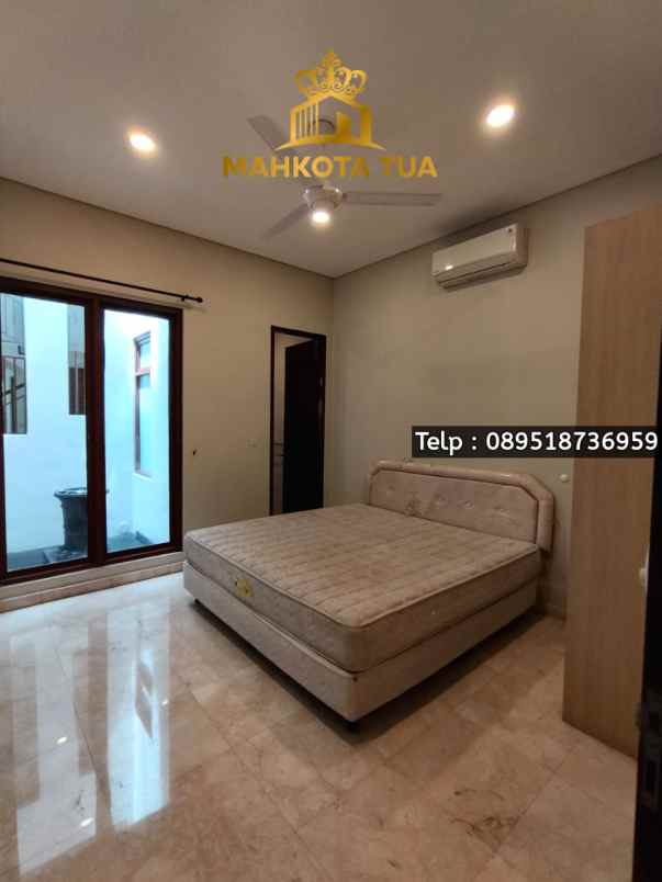 disewakan rumah kemang