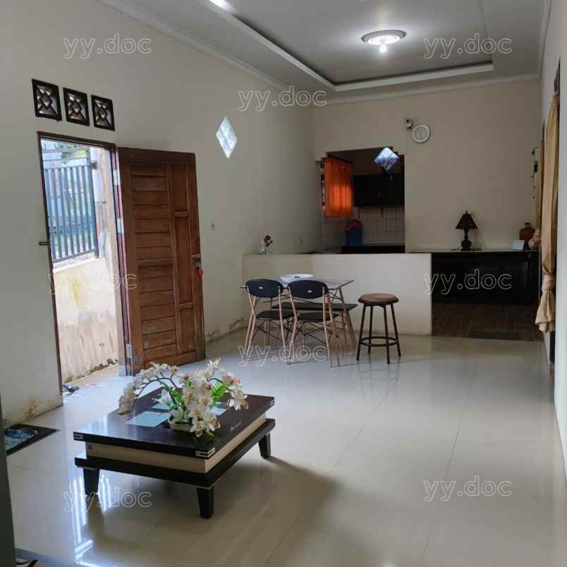 disewakan rumah luas full furnished