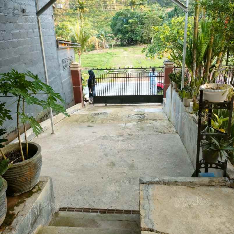 disewakan rumah luas full furnished