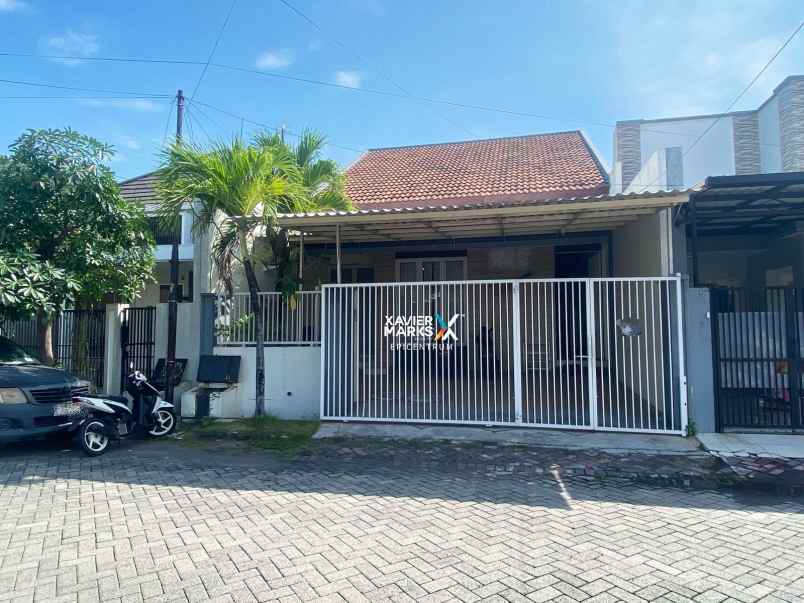 disewakan rumah nirwana eksekutif
