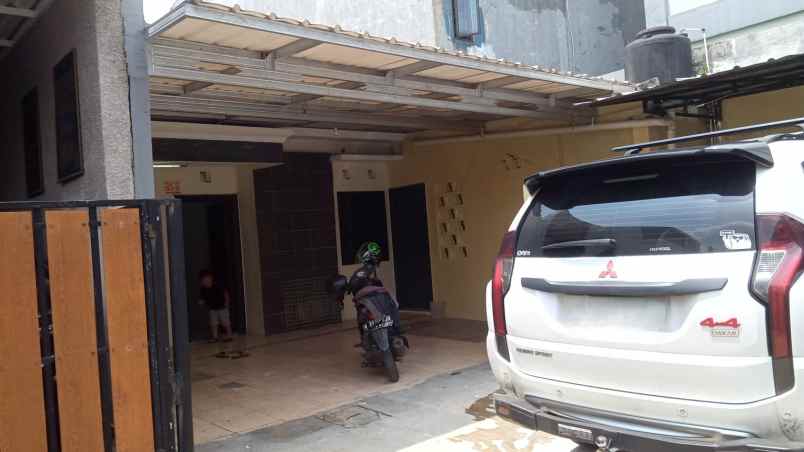 disewakan rumah pondok petir depok