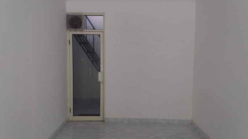 disewakan rumah taman pegangsaan