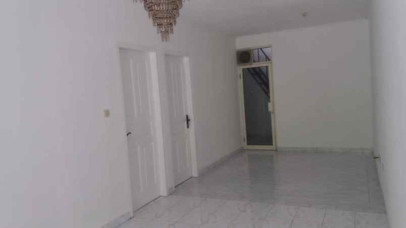 disewakan rumah taman pegangsaan