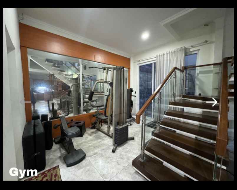 djual rumah mewah mini swimming pool cikarang bekasi