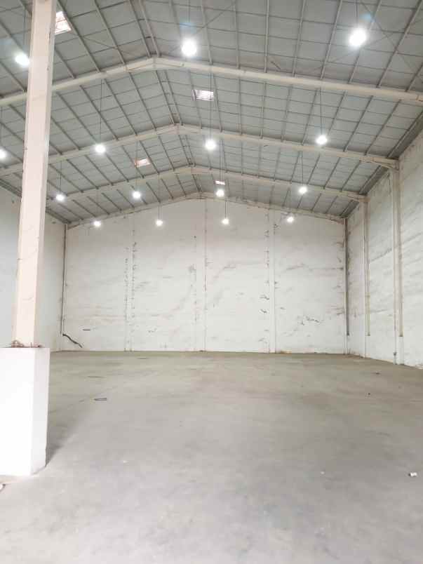 gudang delta silicon 3 lippo cikarang bekasi