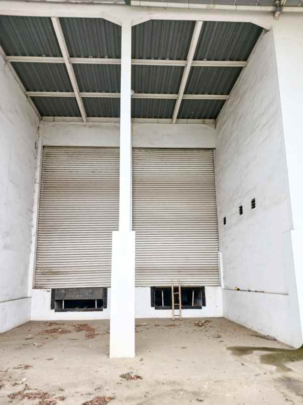 gudang delta silicon 3 lippo cikarang bekasi