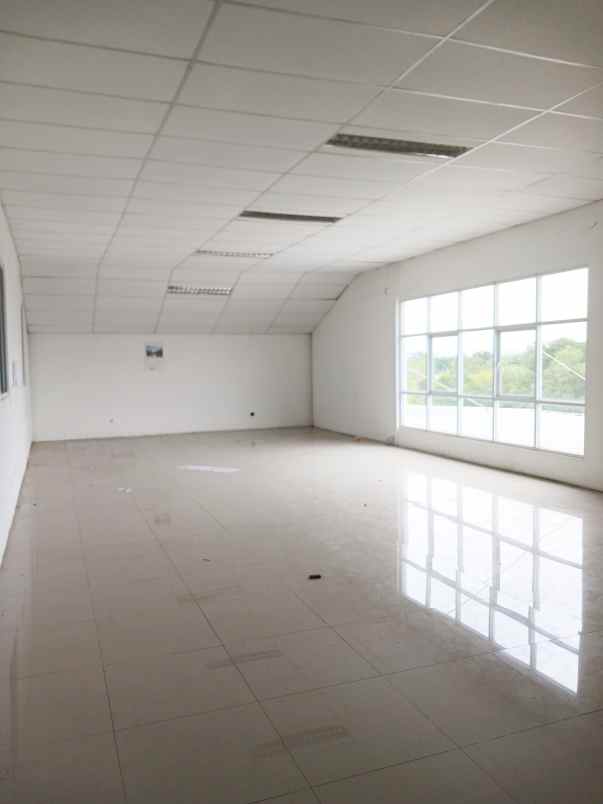 gudang delta silicon 3 lippo cikarang bekasi