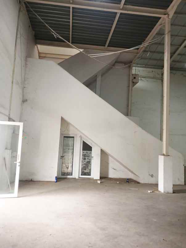 gudang delta silicon 3 lippo cikarang bekasi