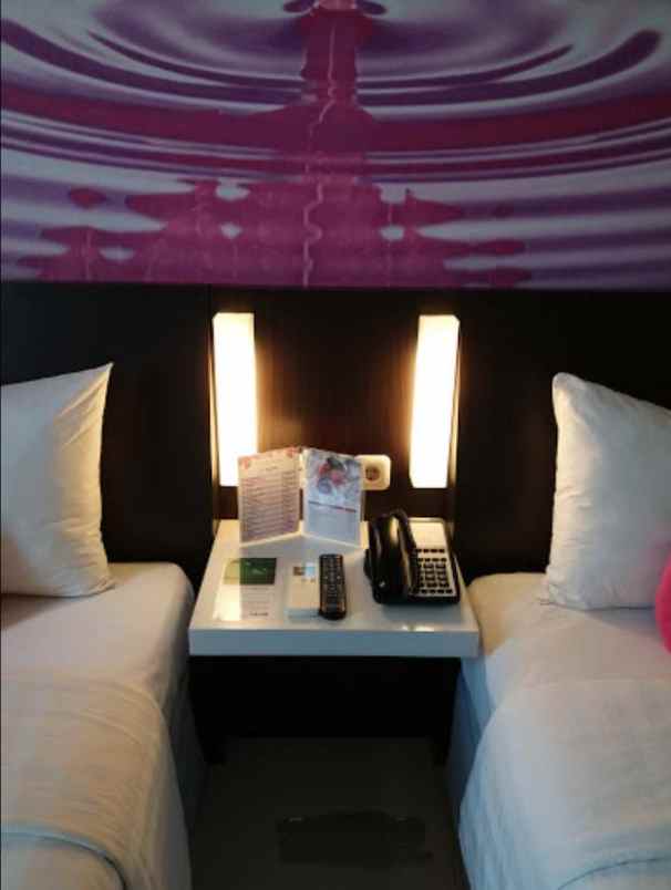 hotel petojo utara kecamatan