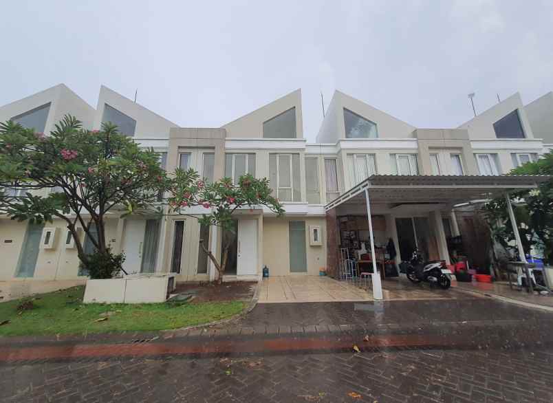 jual cepat rumah baru di grand pakuwon tandes surabaya