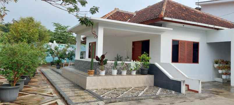 jual rumah bergaya klasik