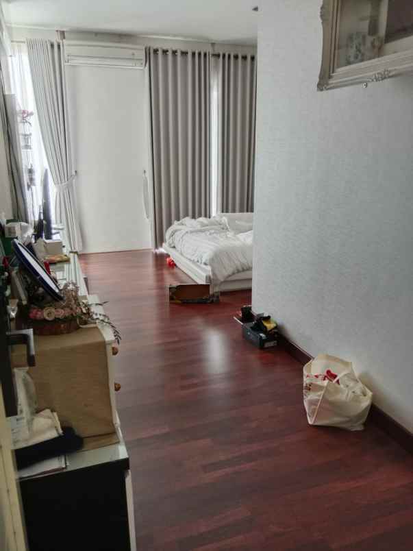 jual rumah cluster golf pik