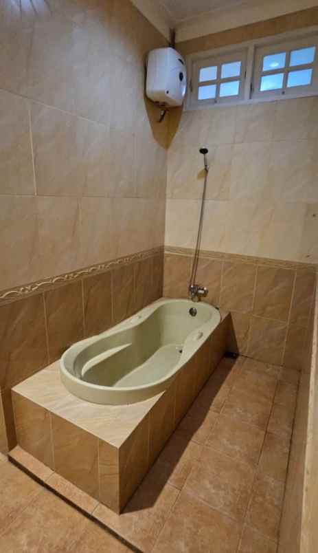 jual rumah cozy siap huni kota wisata cibubur