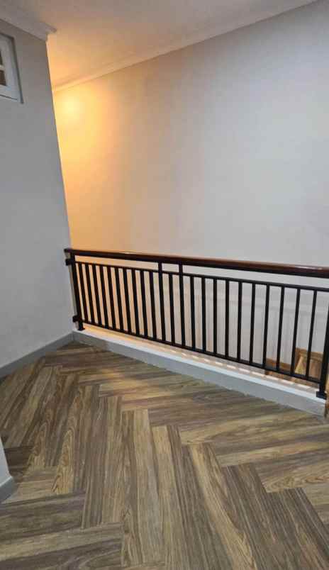 jual rumah cozy siap huni kota wisata cibubur