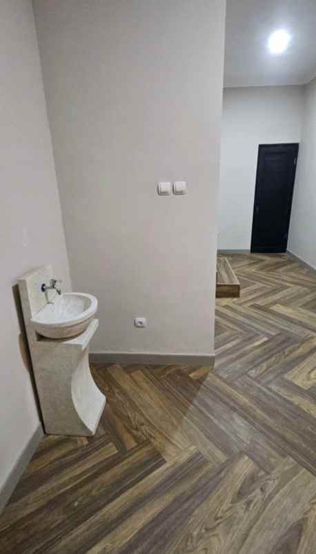 jual rumah cozy siap huni kota wisata cibubur