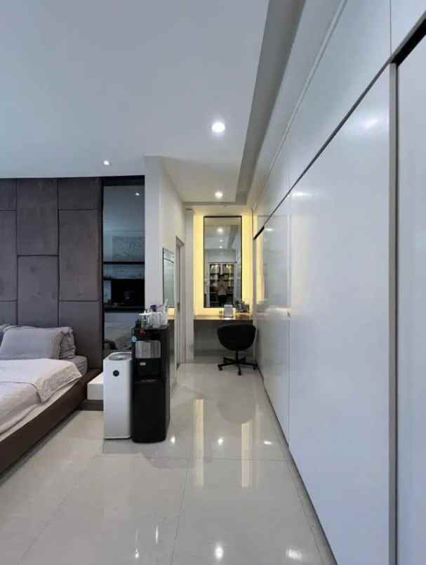 jual rumah furnished golf lake residence jak bar