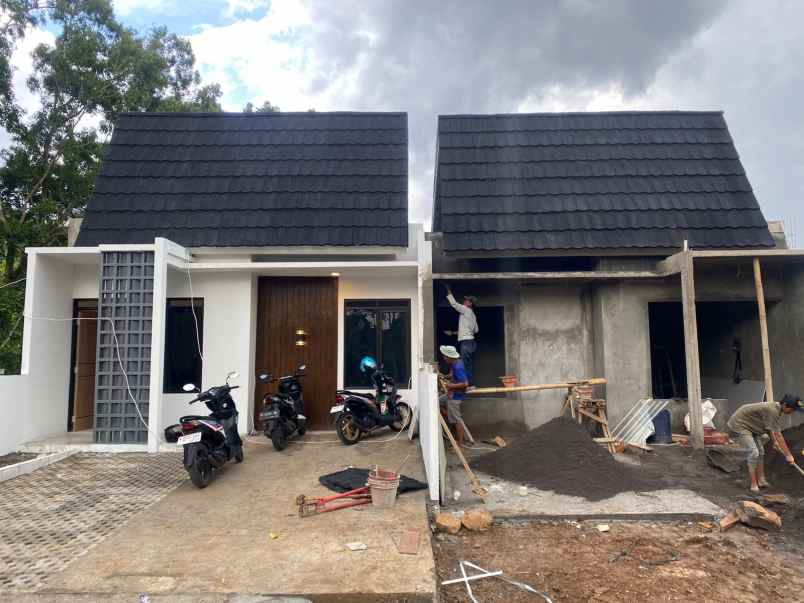 jual rumah komersial siap bangun