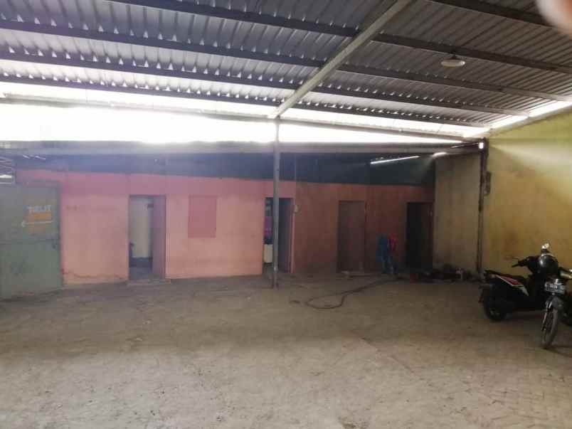 jual sewa gudang raya kepatihan gresik nol jalan raya