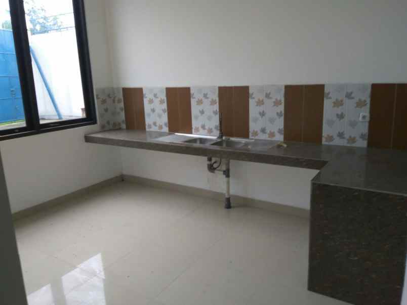 komersial cibolerang