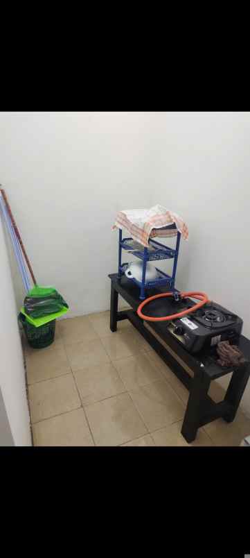kost wanita anti banjir