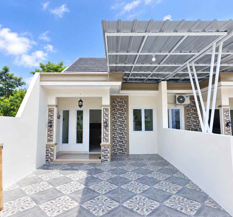 over kredit 60jt rumah dekat stasiun depok