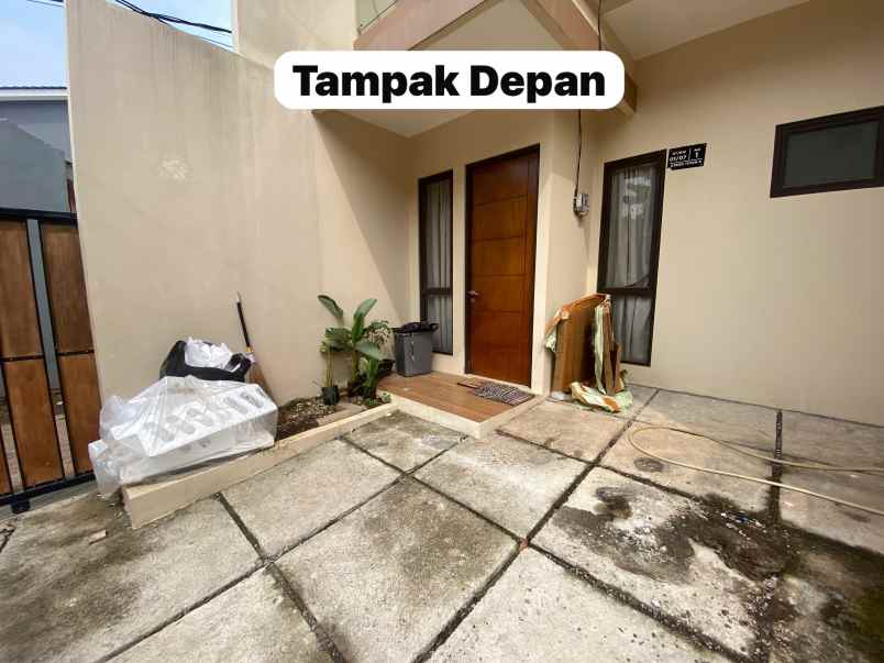 over kredit 75jt rumah 2 lantai di jatiasih bekasi