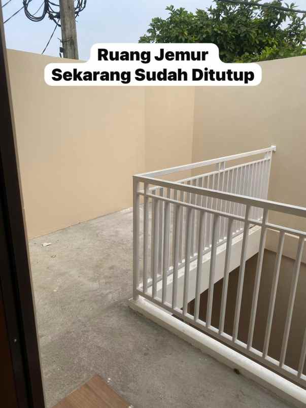 over kredit 75jt rumah 2 lantai di jatiasih bekasi