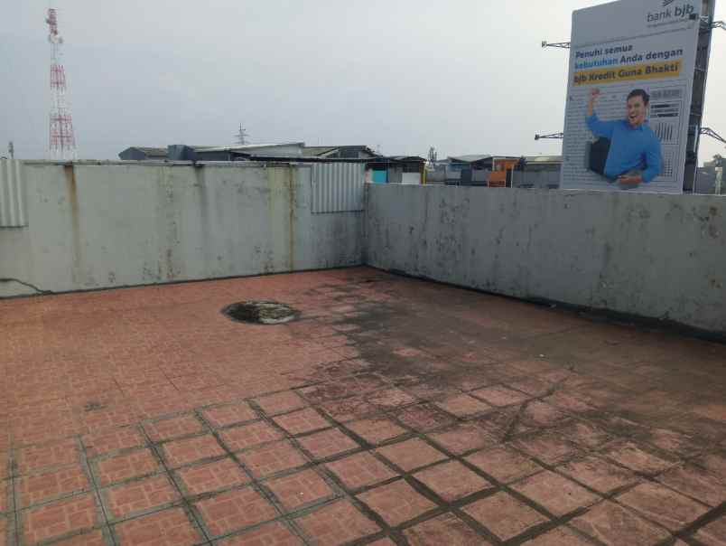 ruko 4 lantai dekat stasiun depok lama