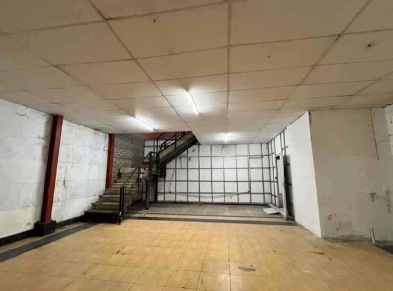 ruko depan mall di danau sunter utara jakarta utara