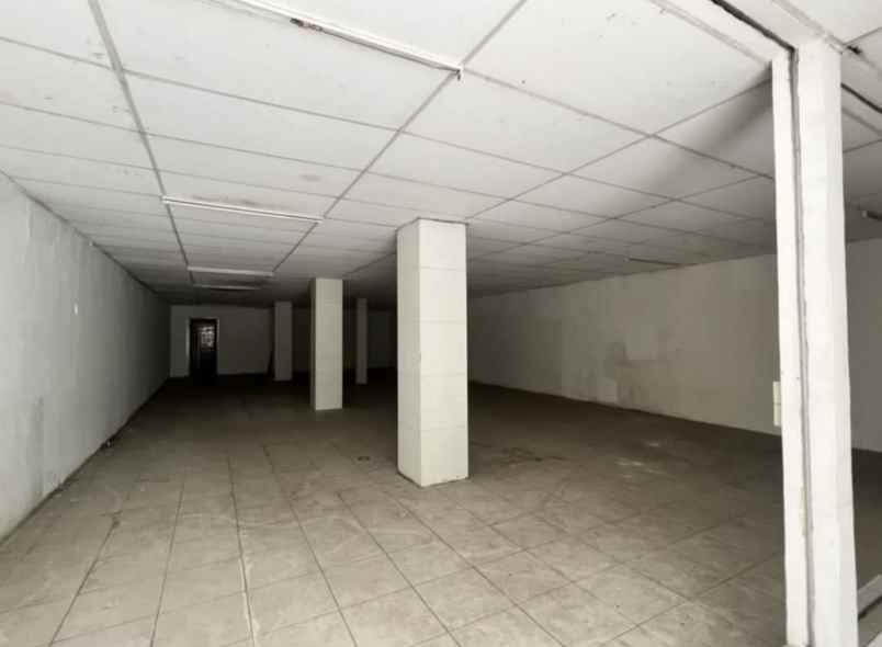 ruko depan mall di danau sunter utara jakarta utara