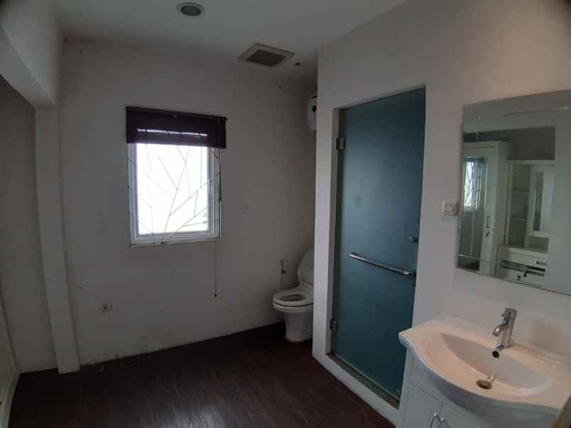 ruko gudang kantor angke megah