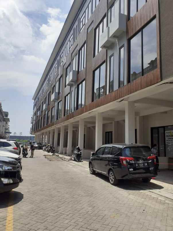 ruko gudang kantor jalan raya kalirungkut