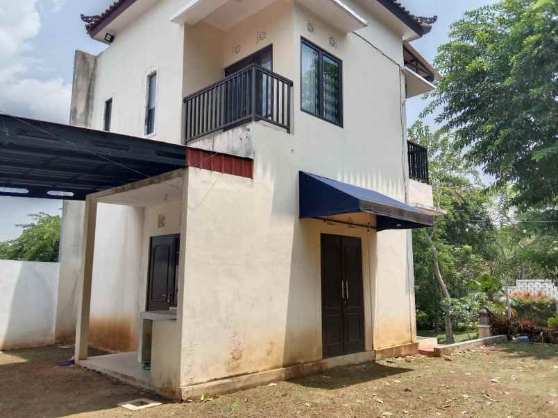 rumah 2 lantai di cluster teras bali bsb