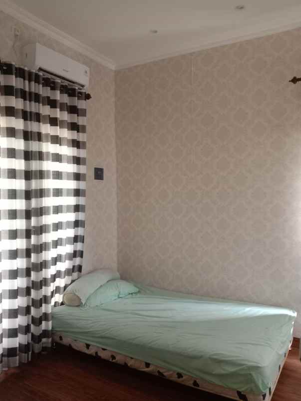 rumah 2 lantai di cluster teras bali bsb