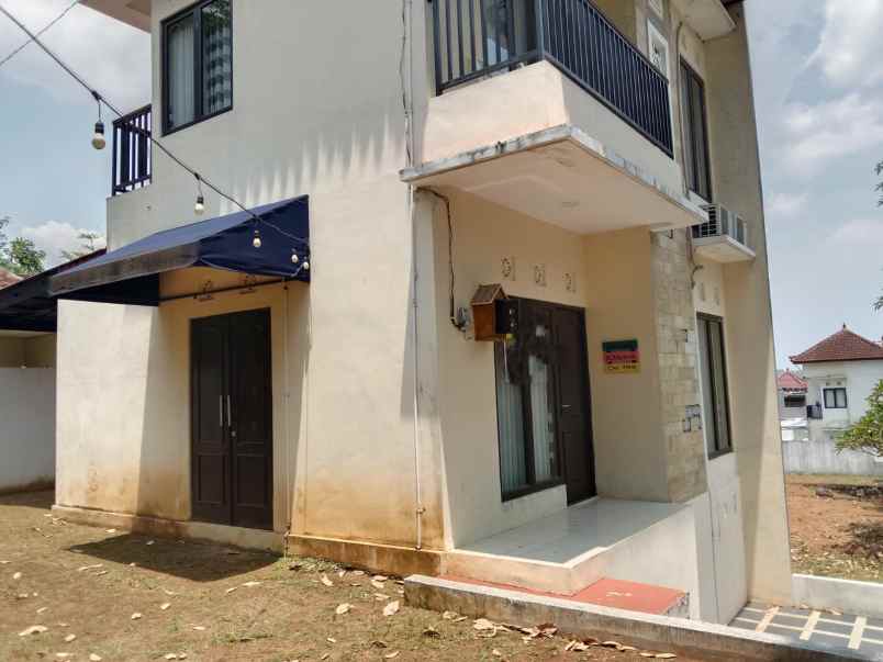 rumah 2 lantai di cluster teras bali bsb