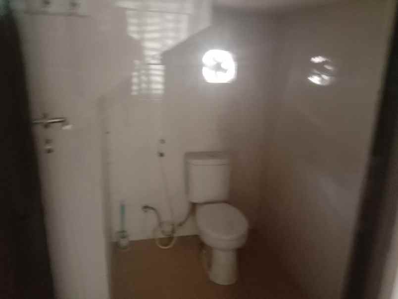 rumah 2 lantai di cluster teras bali bsb