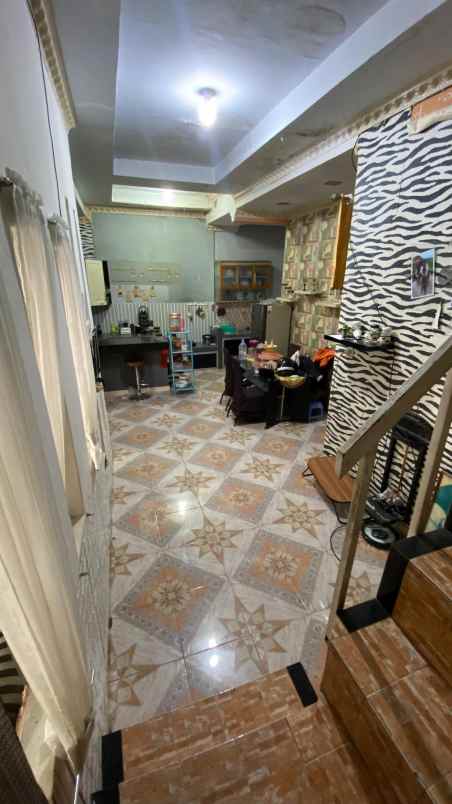 rumah 2 lantai dijual jl taman karya panam type 45