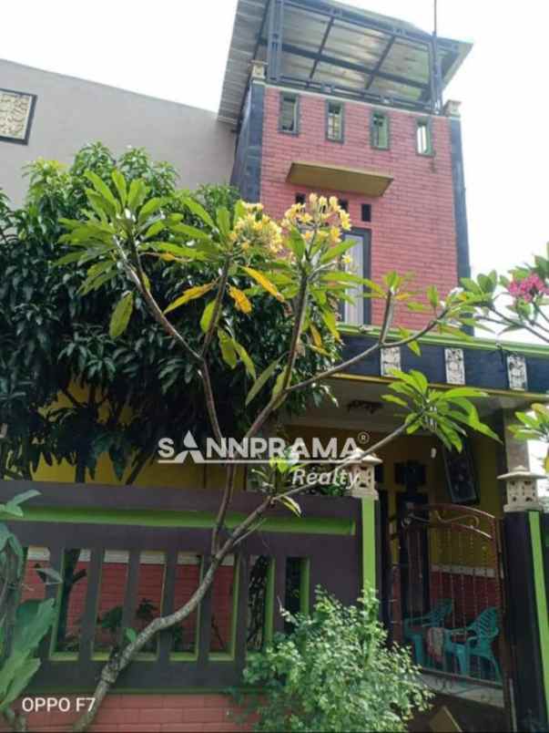 rumah 3 lantai cipayung depok imelin