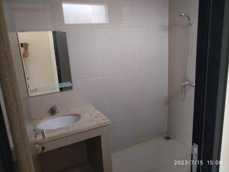 rumah baru 2 lantai di gunung batu pasteur