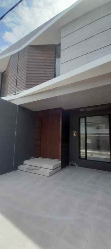 rumah baru di pasteur kota bandung dekat tol