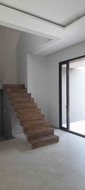 rumah baru di pasteur kota bandung dekat tol